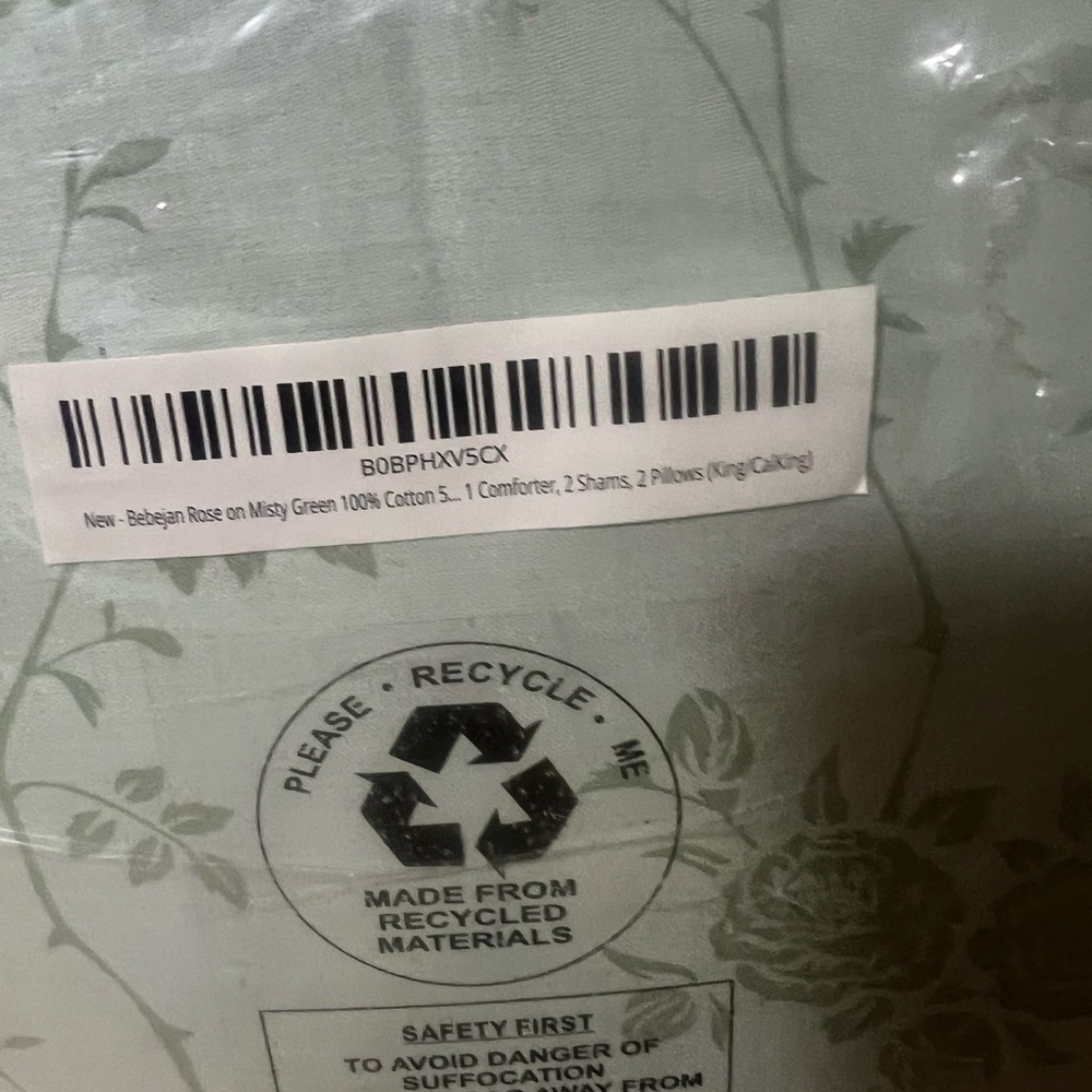 Elegant Floral Duvet Cover Set in Soft Green - Picture 8 of 8